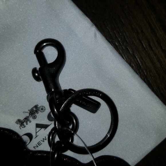 New Coach Limited Edition Fuzzy Bear Keychain Bag Charm - Picture 3 of 8